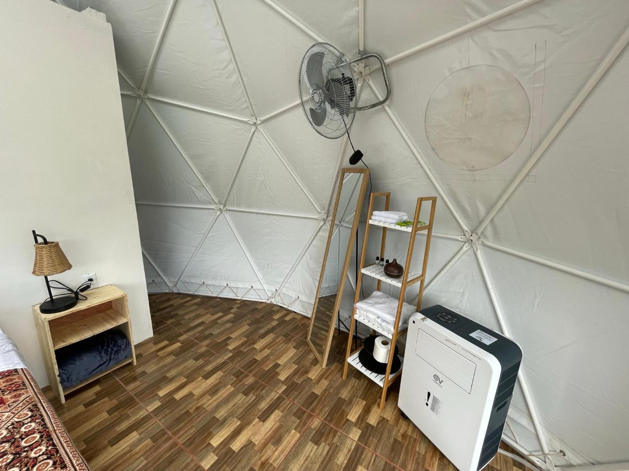 La Comarca River Glamping Dome Near Manuel Antonio Dış mekan fotoğraf