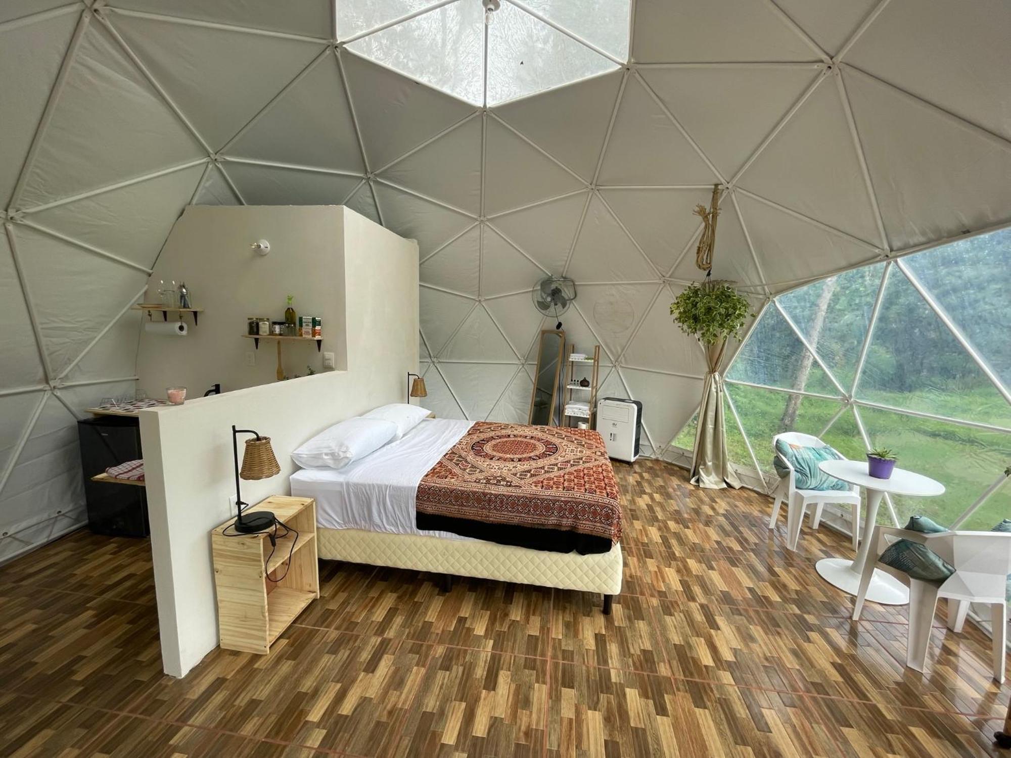 La Comarca River Glamping Dome Near Manuel Antonio Dış mekan fotoğraf