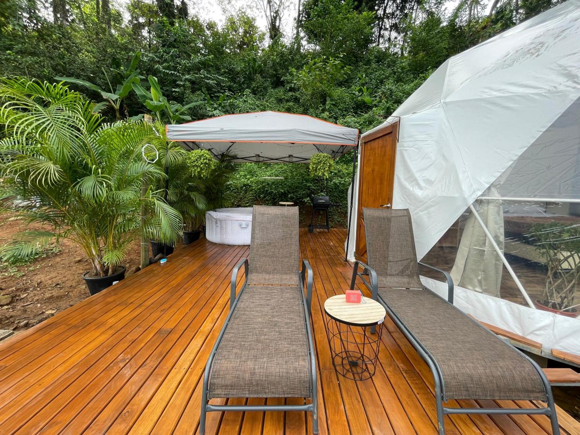 La Comarca River Glamping Dome Near Manuel Antonio Dış mekan fotoğraf