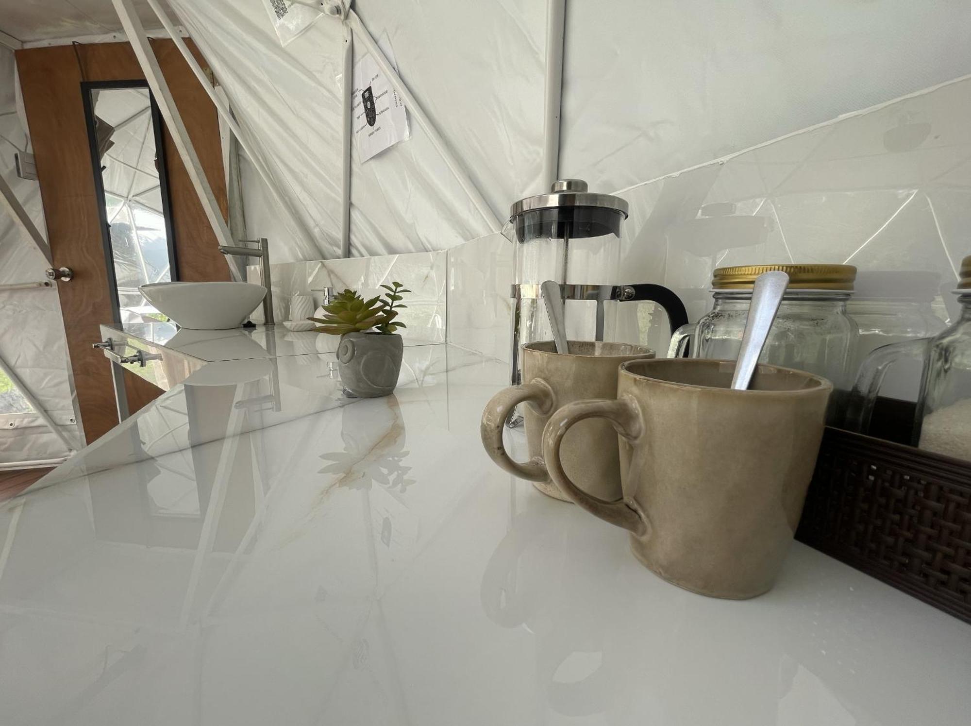 La Comarca River Glamping Dome Near Manuel Antonio Dış mekan fotoğraf